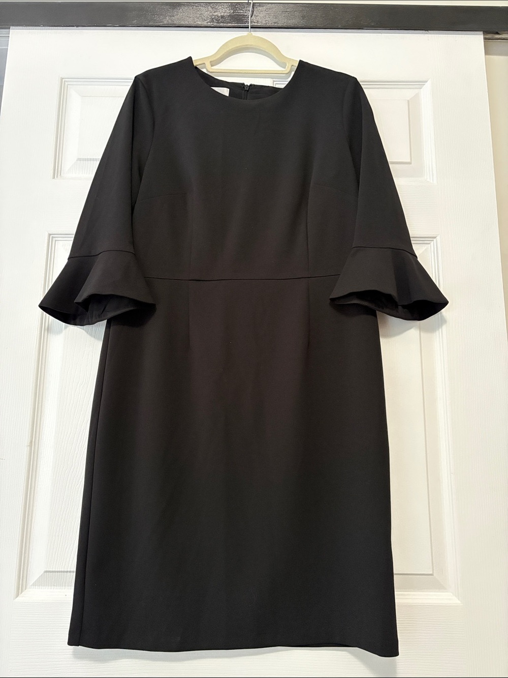 Donna Morgan Black Ruffle-Sleeve Sheath Dress 14